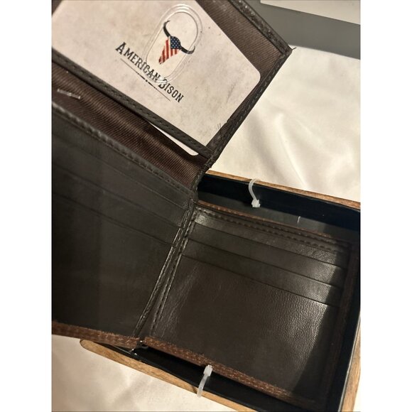 AMERICAN BISON Genuine Brown Leather Wallet Stitching Metal Logo Bifold Western - Picture 4 of 9